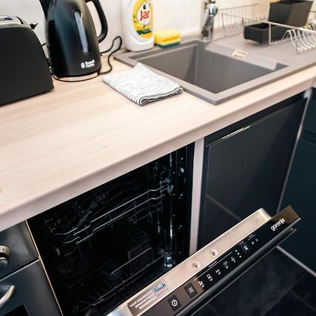 Anavrin apartman- csendes lakás a belváros közepén Pécs Exterior foto