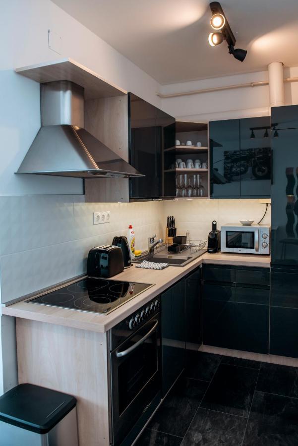 Anavrin apartman- csendes lakás a belváros közepén Pécs Exterior foto