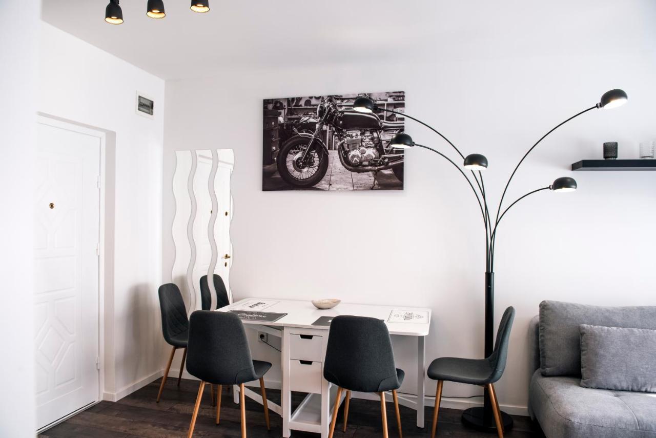 Anavrin apartman- csendes lakás a belváros közepén Pécs Exterior foto