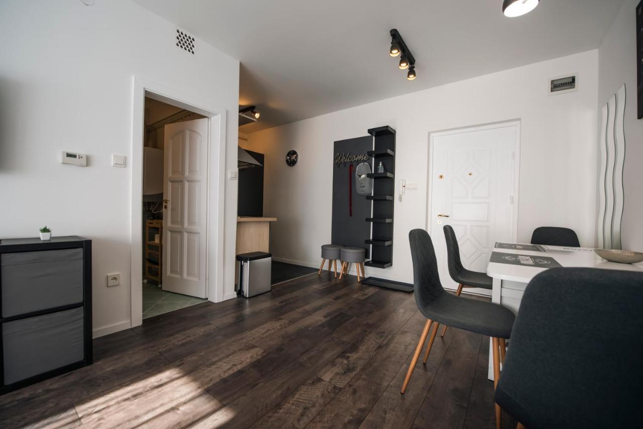 Anavrin apartman- csendes lakás a belváros közepén Pécs Exterior foto